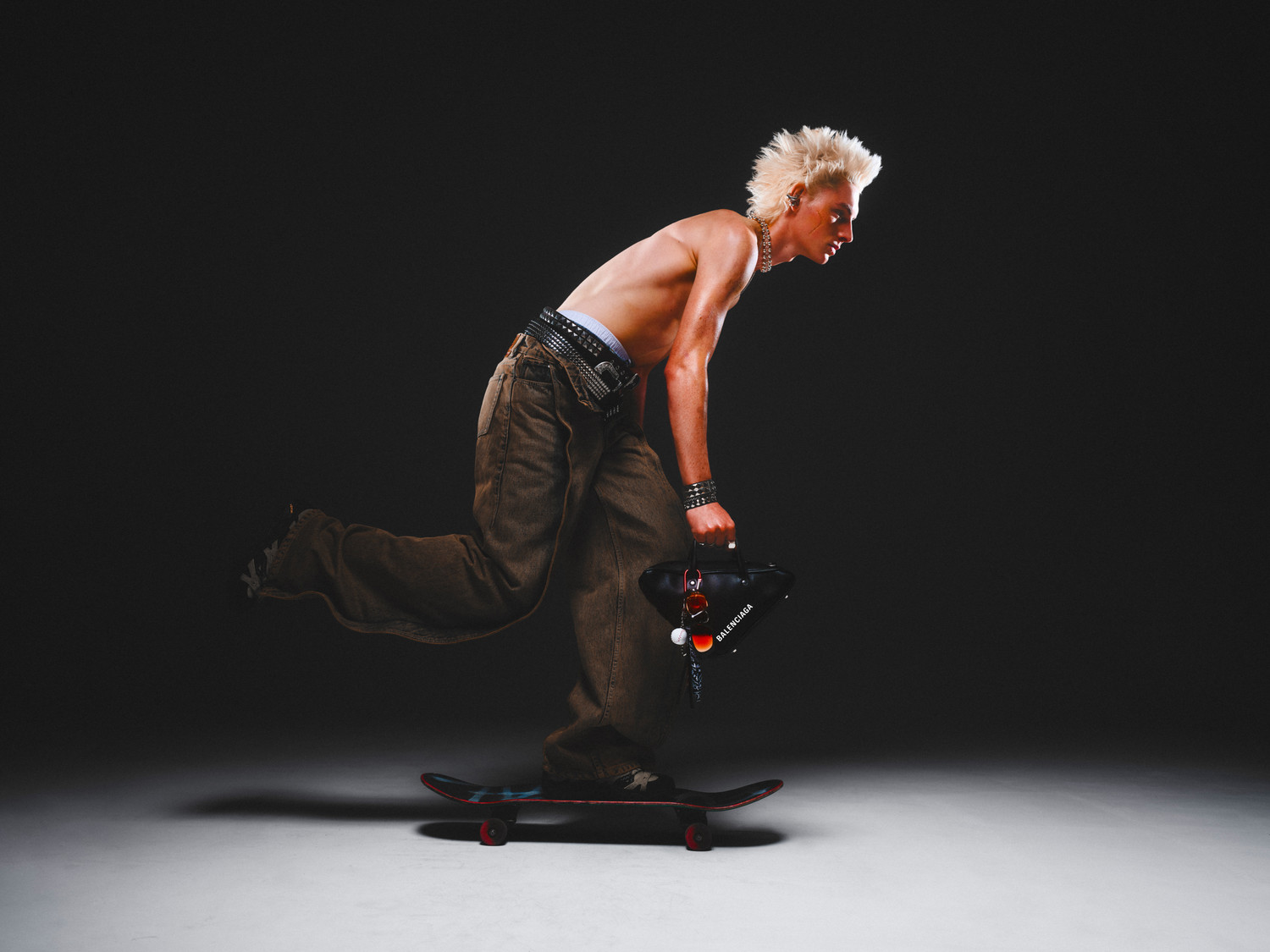 Camp After Skate - © Global