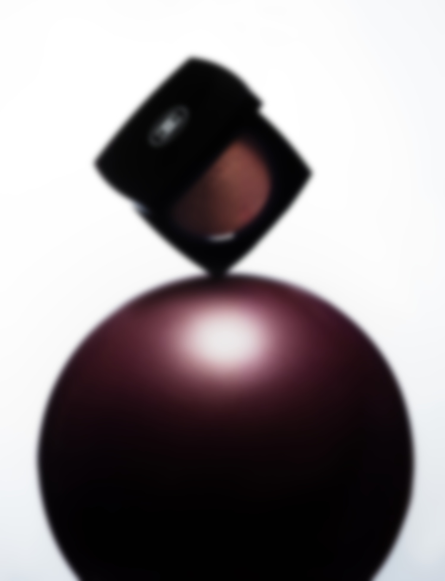 Chanel - Poudre lumière - © Global