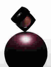 CHANEL - POUDRE LUMIÈRE — © , Global