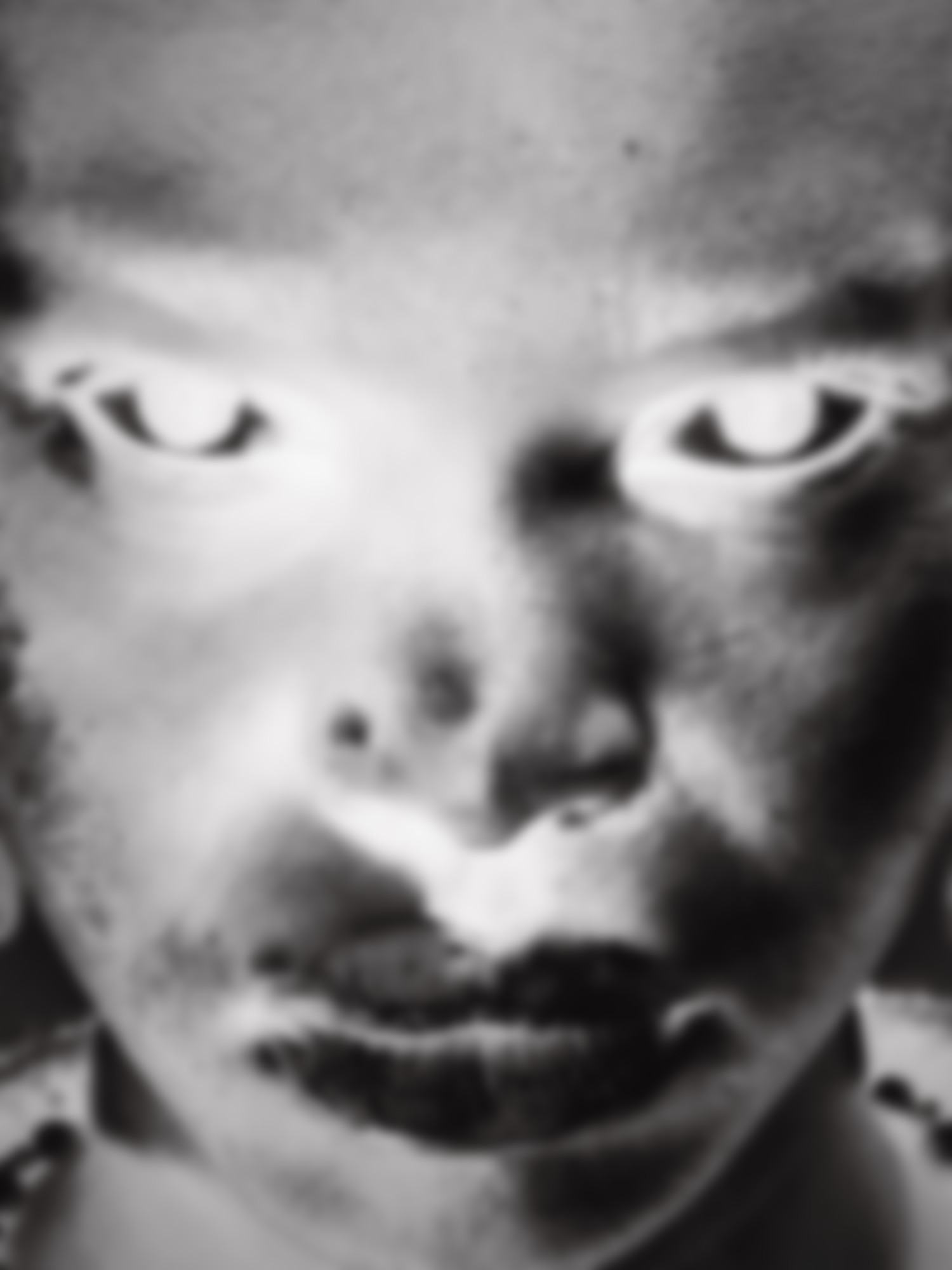 Gaze & Bones - © Global